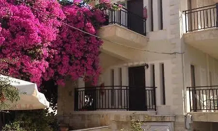 Hotel Iliana 2*